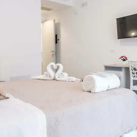 Mediterraneo Palace Luxury *