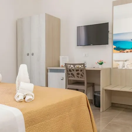 Mediterraneo Palace Luxury Bed and breakfast