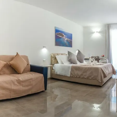 Mediterraneo Palace Luxury