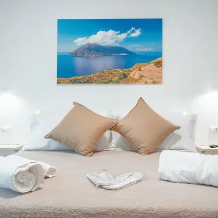 Mediterraneo Palace Luxury Bed and breakfast *