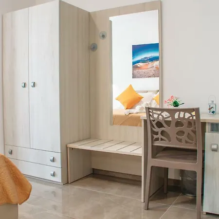 Mediterraneo Palace Luxury