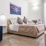 Mediterraneo Palace Luxury Bed & Breakfast 4*
