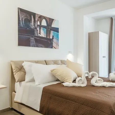 Mediterraneo Palace Luxury فندق مبيت وإفطار باكينو