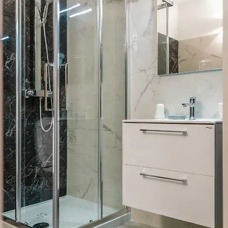Mediterraneo Palace Luxury فندق مبيت وإفطار باكينو