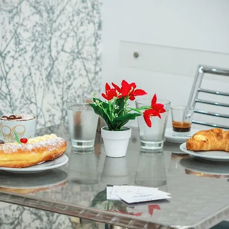 Mediterraneo Palace Luxury باكينو